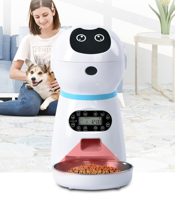 smart pet feeder with timer control close up